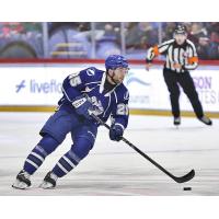 Syracuse Crunch forward Dylan Duke vs. the Utica Comets